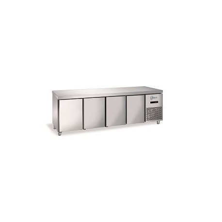 Mesas 700 GN 1/1 y Pasantes Gama Stile MCG/MNG 2500 P